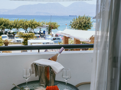FAEDRA BEACH RESORT
