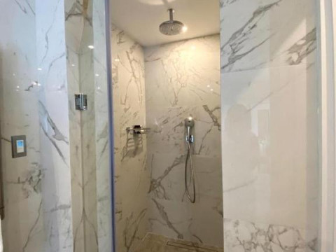 Fairmont Royal Pavilion Hotel