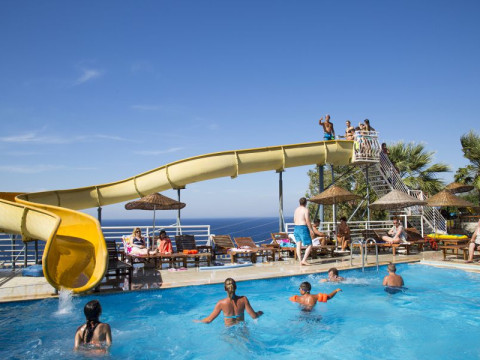 FAMILY BELVEDERE HOTEL