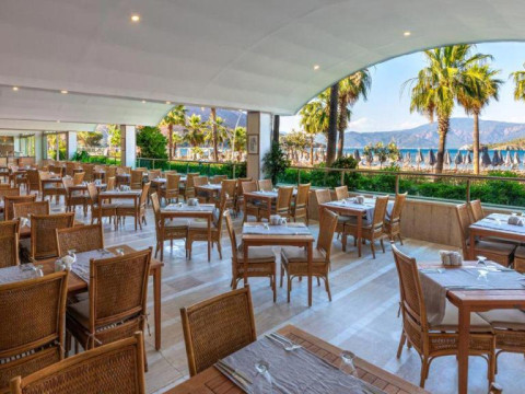 FAROS PREMIUM BEACH