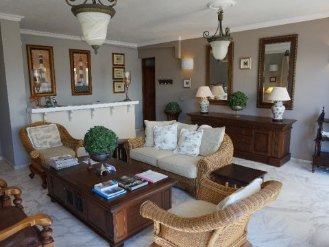 FAROS RESIDENCE - ADULTS ONLY