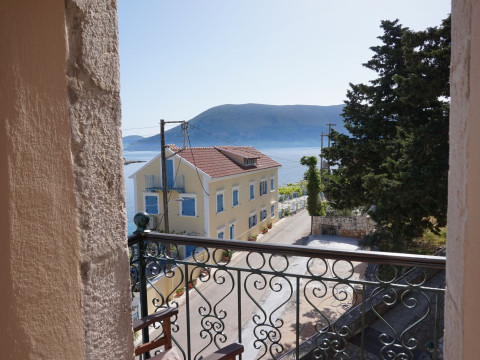 FAROS SUITES  ADULTS ONLY