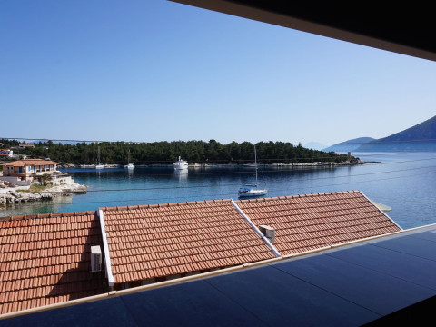 FAROS SUITES  ADULTS ONLY