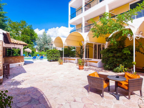 Feakion Hotel (Gouvia)