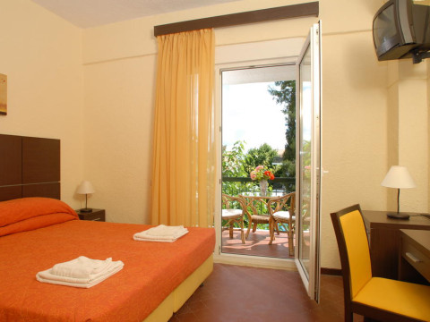 Feakion Hotel (Gouvia)