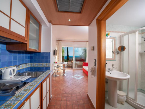 Felix Residence
