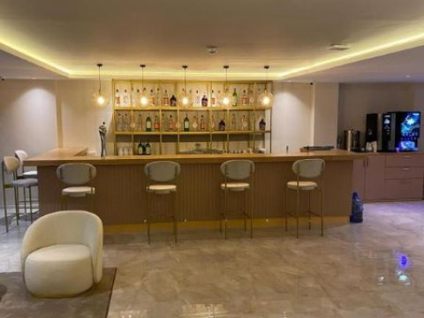 FIFTY FIVE SUITE HOTEL