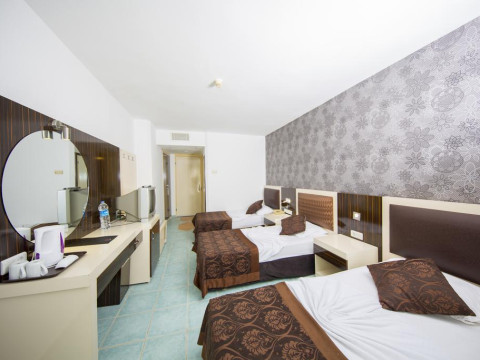FIRST CLASS HOTEL