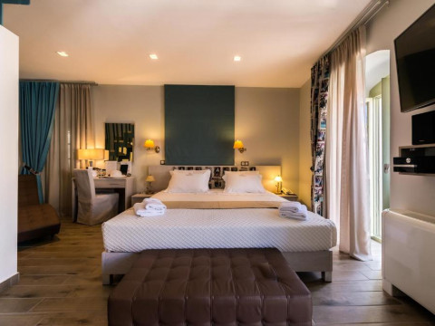 FISCARDONNA LUXURY SUITES