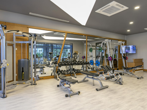 Glamour Resort & Spa