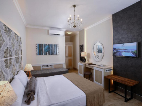 Fleur Bay Resort( EX:Club Cactus Fleur Beach)