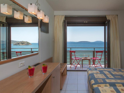 Flisvos Hotel Tolo