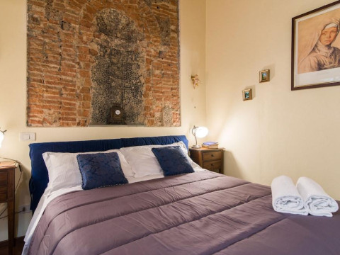 Florence Ariento Romantic Apartment