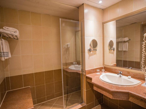 FLOW AQUA LEGENDS RESORT SAHL HASHEESH