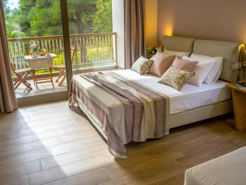 Forest Resort Suites Skiathos