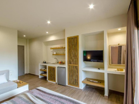 Forest Resort Suites Skiathos