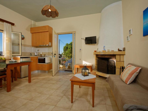 Fotis Studios And Apartments