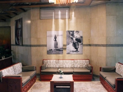 GADDIS HOTEL SUITES AND APARTMENTS