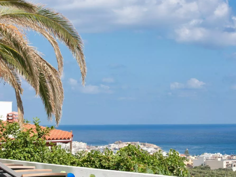 GALAXY SUITES BOUTIQUE RESORT Adults Only 13+