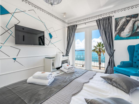 Galeria Valeria Seaside Downtown - MAG Quaint & Elegant Boutique Hotels