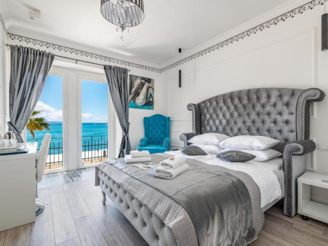 Galeria Valeria Seaside Downtown - MAG Quaint & Elegant Boutique Hotels