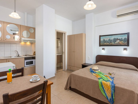Galini Apartments & Studios