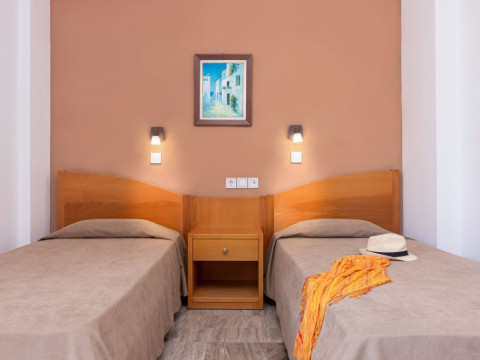 Galini Apartments & Studios