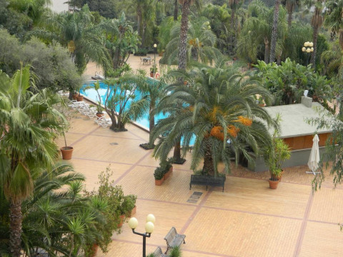 Garden Hotel
