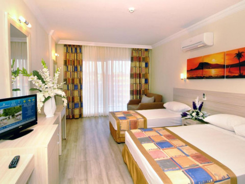 GARDENIA BEACH HOTEL