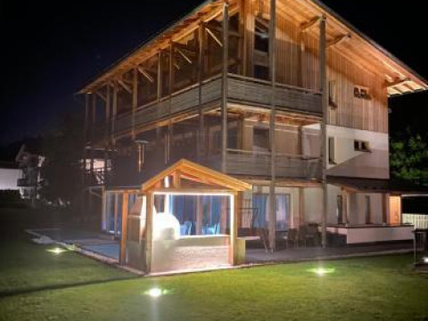 Garni - Hotel Am Burghuegel