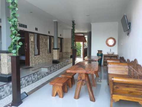 Gedhong Hostel
