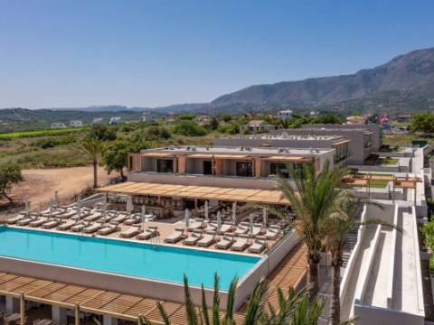 GEORGIOUPOLIS SUITES