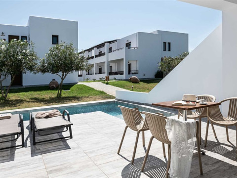 GERANIOTIS BEACH HOTEL