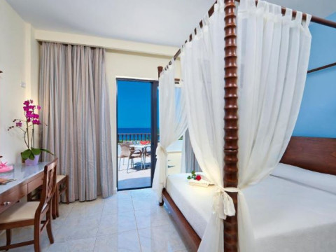 GERANIOTIS BEACH HOTEL