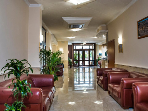 Gh Hotel & Restaurant
