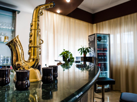 Gh Hotel & Restaurant