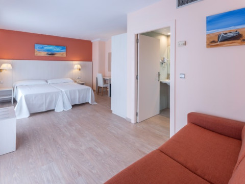 GHT Balmes Hotel Aparthotel & SPLASH