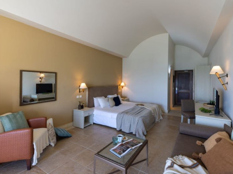 GIANNOULIS - GRAND BAY BEACH RESORT
