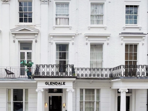 Glendale Hyde Park Hotel