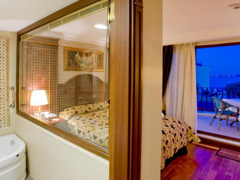 Glk Premier Regency Suites And Spa
