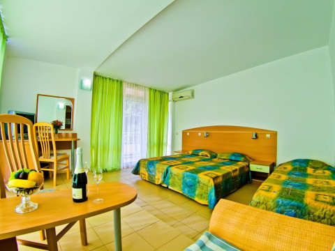 GLORIA HOTEL