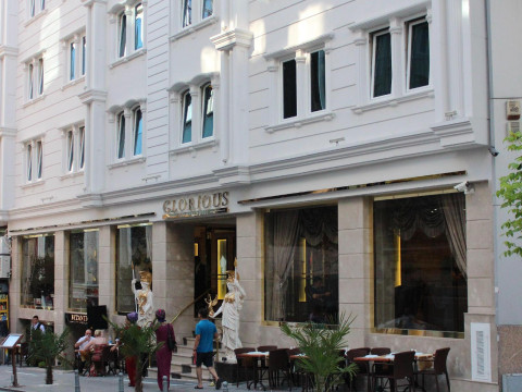 GLORIOUS HOTEL