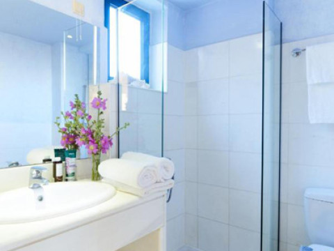 GOLDEN BAY HOTEL MALIA