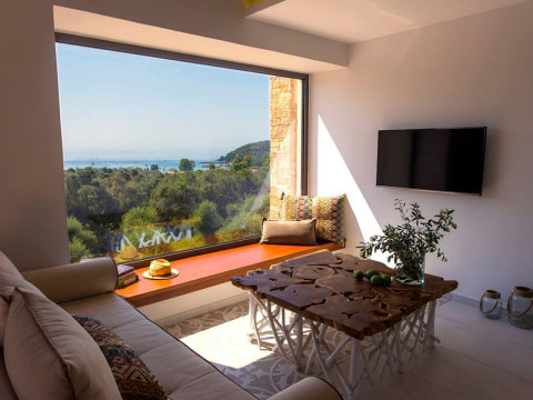 Golden Bay Suites & Maisonettes