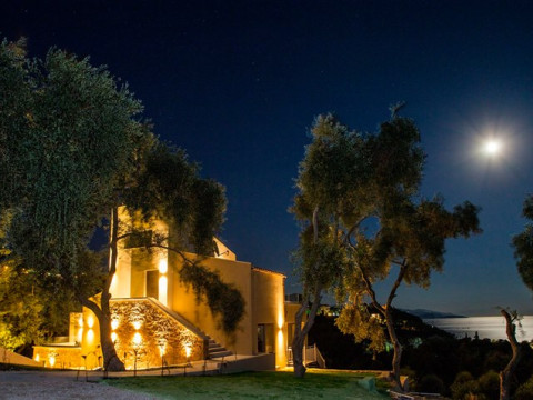 Golden Bay Suites & Maisonettes