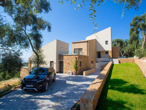 Golden Bay Suites & Maisonettes