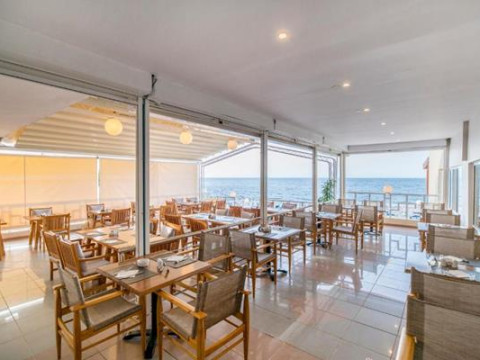 GOLDEN BEACH HOTEL