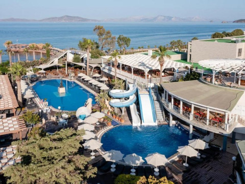 Golden Beach Resort & Spa