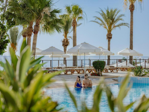 Hotel Golden Coast Beach