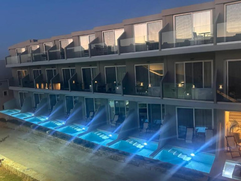 Golden Coast Suites